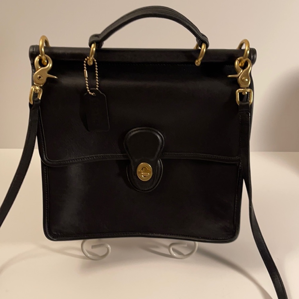 Vintage Coach Willis Black